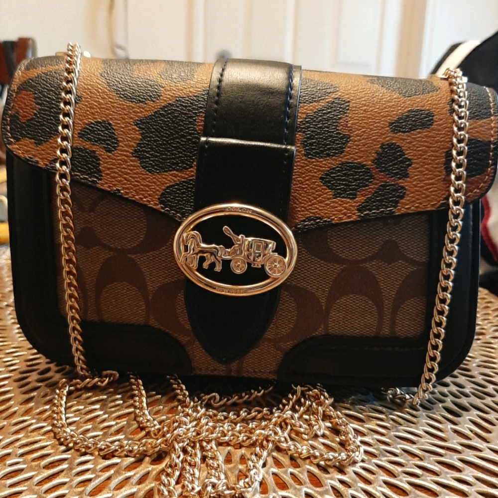 Leopard coach purse with chain